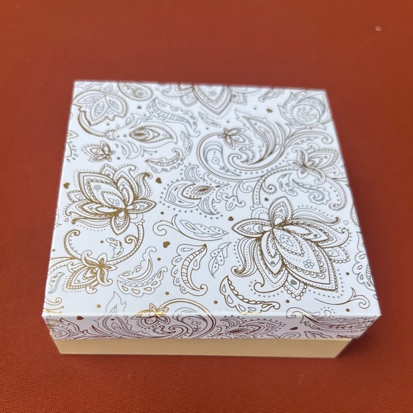 CHARTER CLUB Tear-shape Pink Halo Statement Necklace & Drop Earrings Set-Gold - Picture 7 of 8